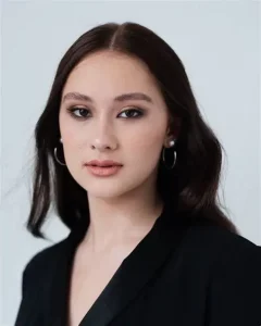 Lola Tung