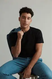 Andrew Liner