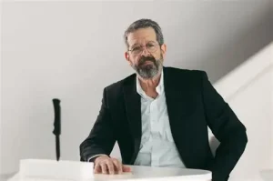 Rolf Saxon