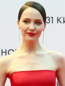 Yuliya Khlynina