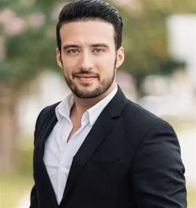 Charlie Akduman